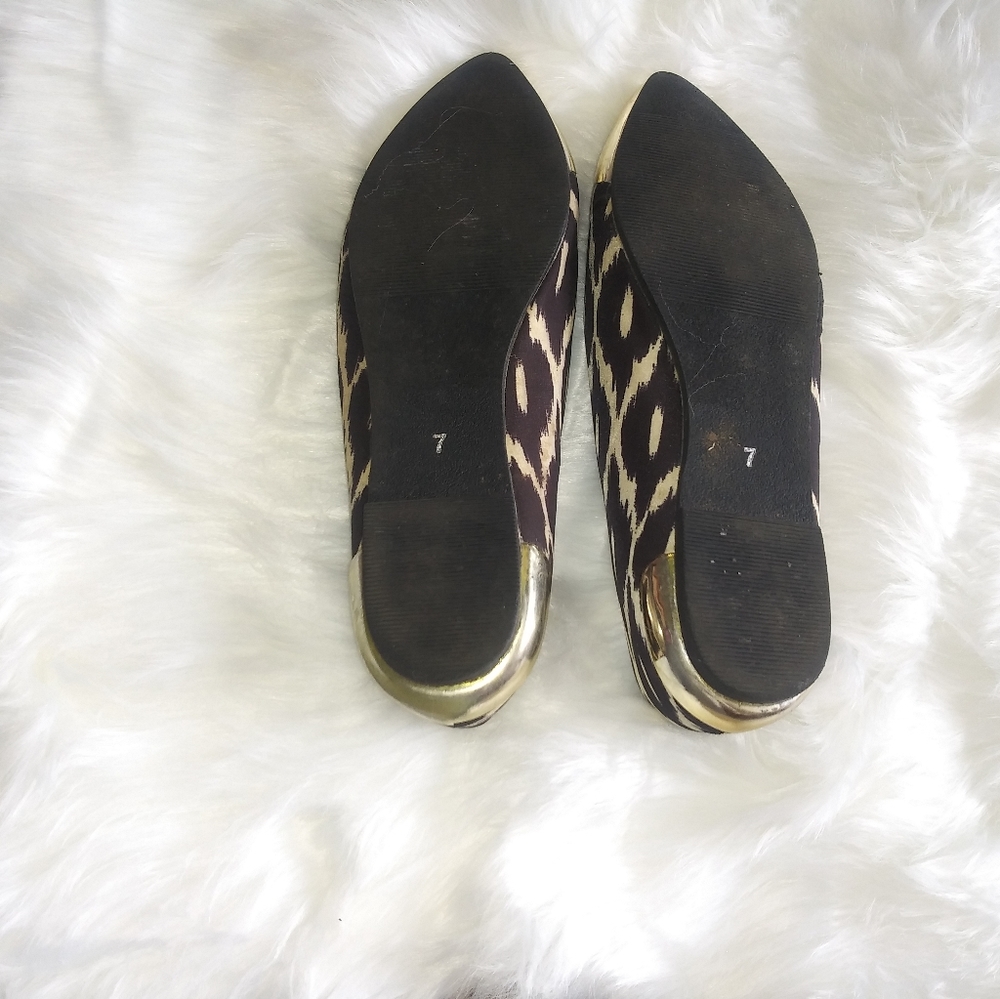 Flats - Picture 2 of 4
